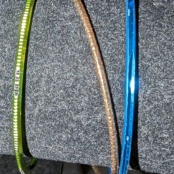 Bundle of Bangles - Picture 4 of 8